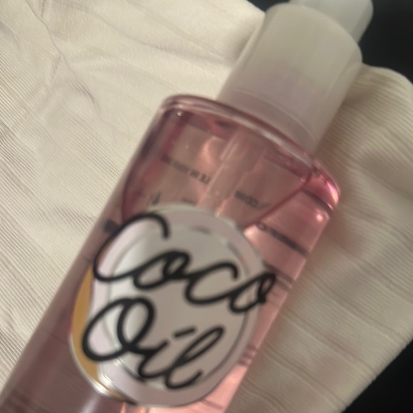 Pink Victoria’s Secret Conditioning Coco Oil - Picture 5 of 9